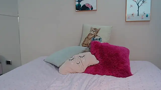 zooombee online show from 02/05/26, 07:10