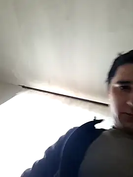 hugecock4u1990 online show from 11/29/25, 12:16