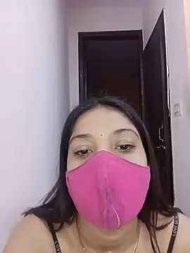 Cute Rakhi8 online show from 06/05/26, 05:23
