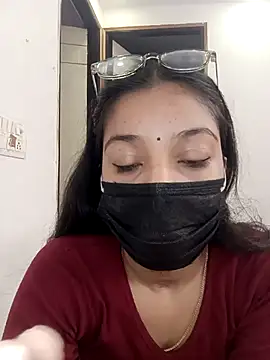 Cute Rakhi8 online show from 11/20/25, 04:35