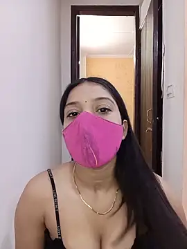Cute Rakhi8 online show from 05/19/26, 07:26