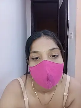 Snapshot of Cute_Rakhi8 chatting on 06/30/26, 05:40 Cute Rakhi8 online show from 06/30/26, 05:40
