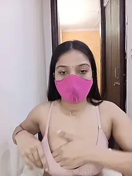 Cute Rakhi8 online show from 05/15/26, 04:54