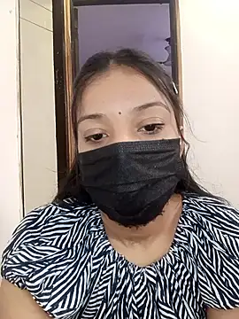 Cute Rakhi8 online show from 11/05/25, 04:26