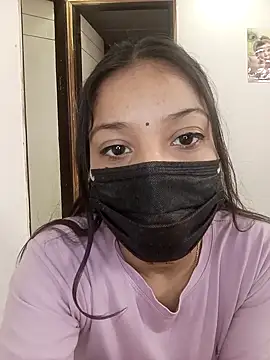 Cute Rakhi8 online show from 11/12/25, 04:49