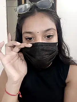 Cute Rakhi8 online show from 11/22/25, 04:55