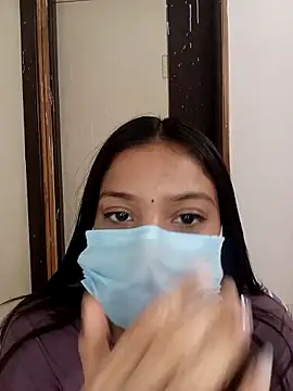 Cute Rakhi8 online show from 03/08/26, 05:33