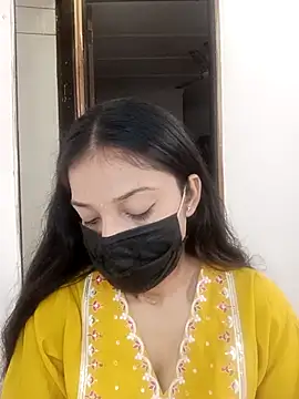 Cute Rakhi8 online show from 10/19/25, 04:37