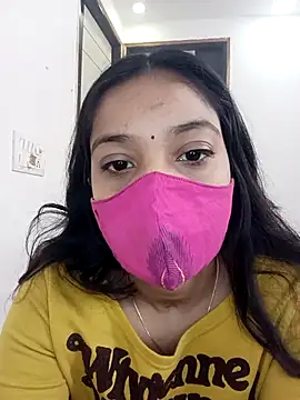 Cute Rakhi8 online show from 01/13/26, 04:38