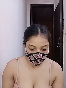 Snapshot of Cute_Rakhi8 chatting on 07/14/26, 10:21 Cute Rakhi8 online show from 07/14/26, 10:21