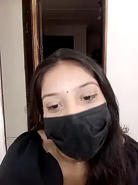 Cute Rakhi8 online show from 10/02/25, 04:05