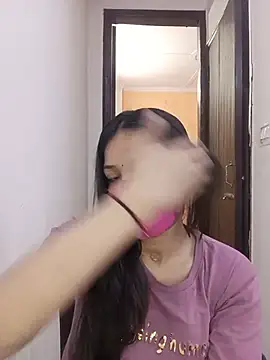 Cute Rakhi8 online show from 05/16/26, 05:39