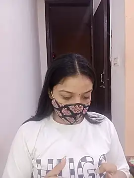 Snapshot of Cute_Rakhi8 chatting on 07/18/26, 05:05 Cute Rakhi8 online show from 07/18/26, 05:05