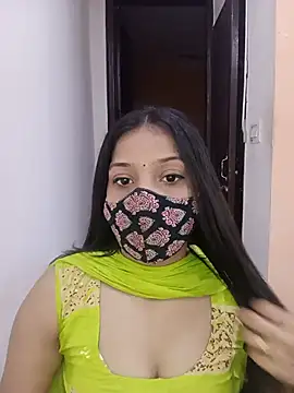 Snapshot of Cute_Rakhi8 chatting on 07/16/26, 05:04 Cute Rakhi8 online show from 07/16/26, 05:04