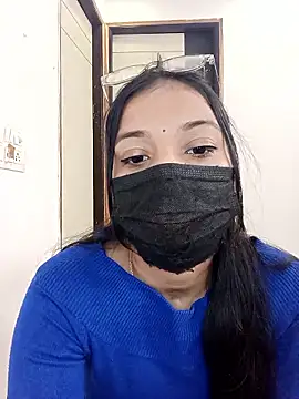 Cute Rakhi8 online show from 12/05/25, 04:33