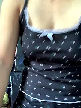 Snapshot of Mei-Mei89 chatting on 09/30/25, 01:11 Mei-Mei89 online show from 09/30/25, 01:11