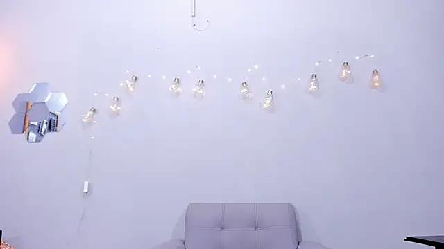 alianim online show from 12/16/25, 07:29