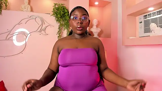 NanyMoreno online show from 11/07/25, 12:42