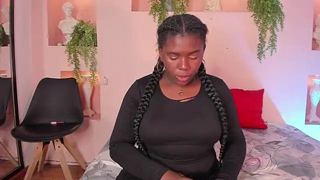 NanyMoreno online show from 12/19/25, 12:51