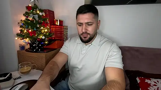 Snapshot of Gold_Alpha_Boy chatting on 12/04/25, 09:52 Gold Alpha Boy online show from 12/04/25, 09:52