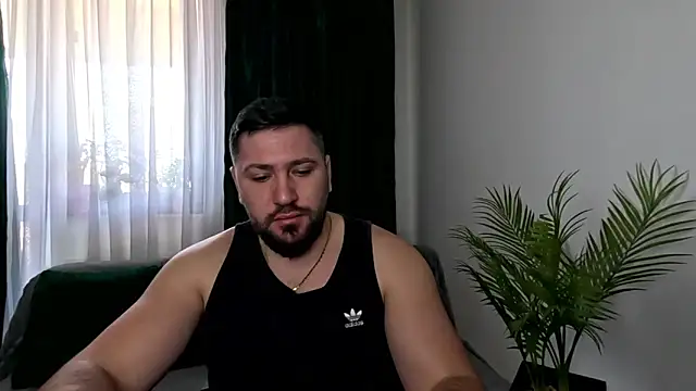 Gold Alpha Boy online show from 05/05/26, 09:01