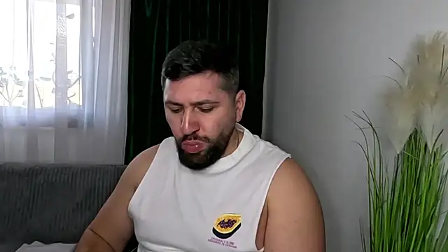 Gold Alpha Boy online show from 03/06/26, 02:12