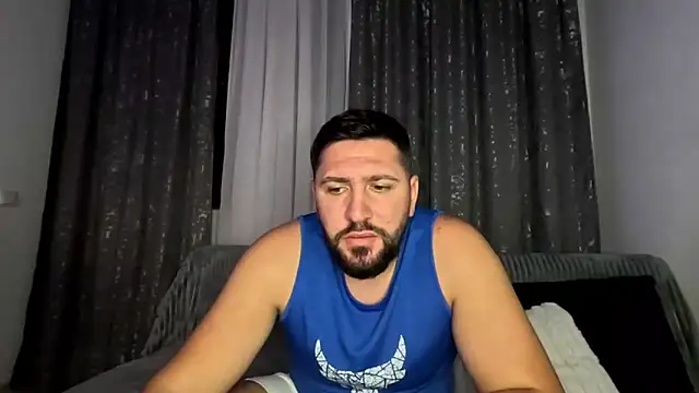 Snapshot of Gold_Alpha_Boy chatting on 10/27/25, 03:35 Gold Alpha Boy online show from 10/27/25, 03:35