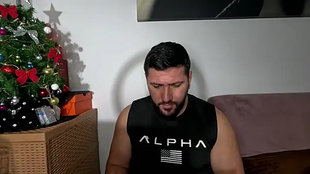 Gold Alpha Boy online show from 12/21/25, 09:37