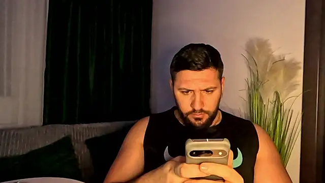 Gold Alpha Boy online show from 01/15/26, 03:48