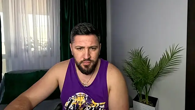 Gold Alpha Boy online show from 05/08/26, 02:43