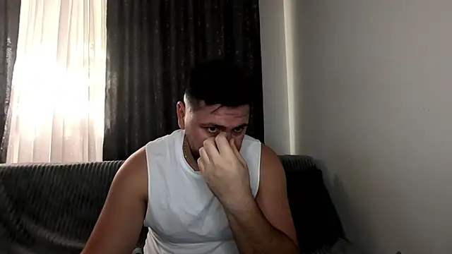 Snapshot of Gold_Alpha_Boy chatting on 11/03/25, 10:08 Gold Alpha Boy online show from 11/03/25, 10:08