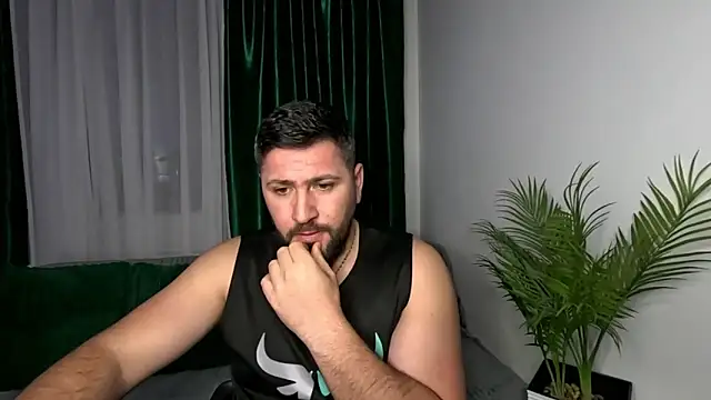 Gold Alpha Boy online show from 05/07/26, 06:33