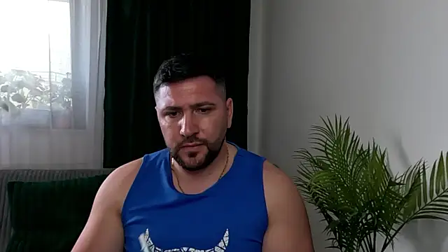 Gold Alpha Boy online show from 05/26/26, 01:31