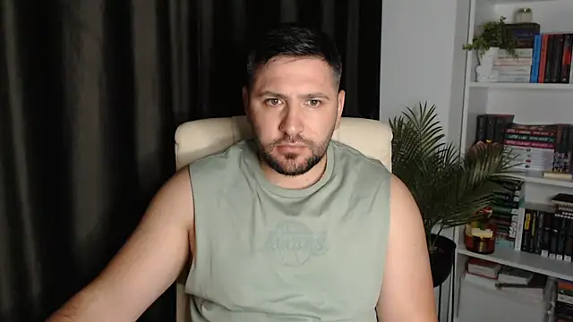 Snapshot of Gold_Alpha_Boy chatting on 06/05/26, 05:34 Gold Alpha Boy online show from 06/05/26, 05:34