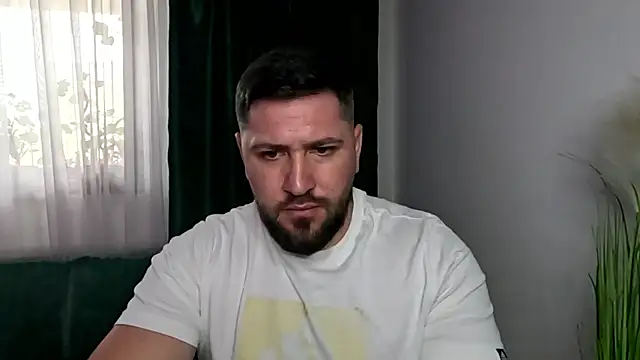 Gold Alpha Boy online show from 04/20/26, 01:03