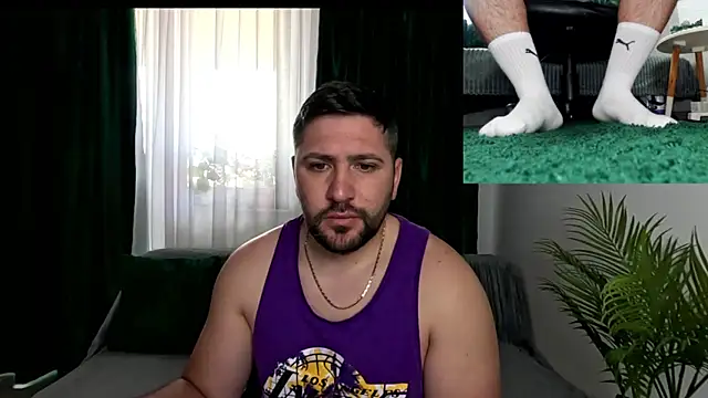 Gold Alpha Boy online show from 06/01/26, 05:51