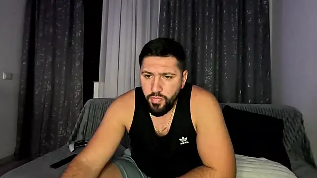 Snapshot of Gold_Alpha_Boy chatting on 10/29/25, 04:50 Gold Alpha Boy online show from 10/29/25, 04:50