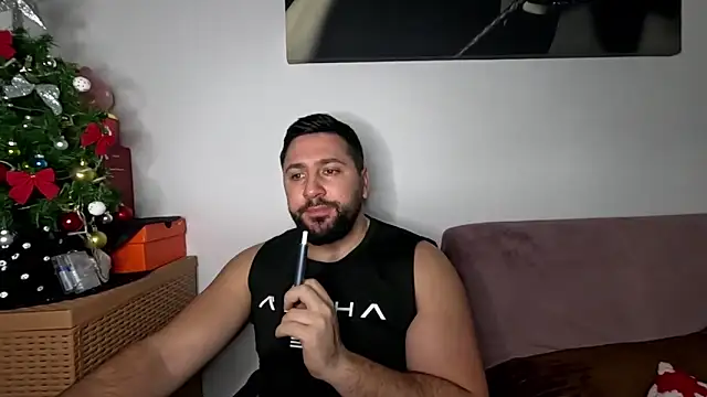 Gold Alpha Boy online show from 12/22/25, 05:13