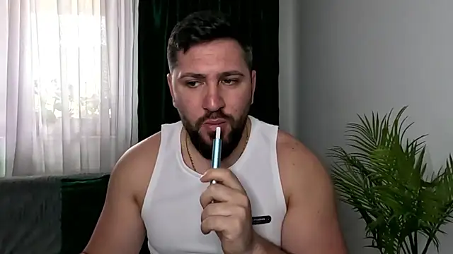 Gold Alpha Boy online show from 05/10/26, 12:53