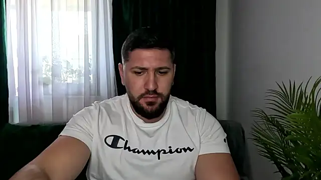 Gold Alpha Boy online show from 05/15/26, 01:31
