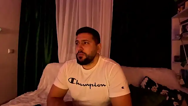 Snapshot of Gold_Alpha_Boy chatting on 12/16/25, 10:03 Gold Alpha Boy online show from 12/16/25, 10:03