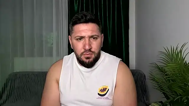 Gold Alpha Boy online show from 05/11/26, 06:05
