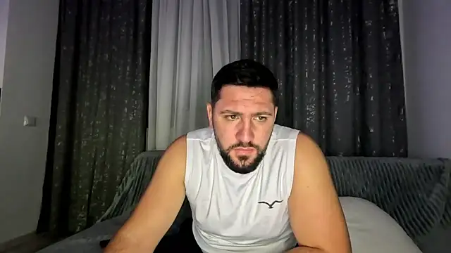 Snapshot of Gold_Alpha_Boy chatting on 10/25/25, 06:08 Gold Alpha Boy online show from 10/25/25, 06:08