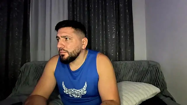 Snapshot of Gold_Alpha_Boy chatting on 11/05/25, 08:56 Gold Alpha Boy online show from 11/05/25, 08:56