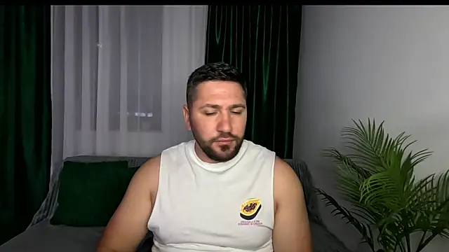 Snapshot of Gold_Alpha_Boy chatting on 06/26/26, 06:58 Gold Alpha Boy online show from 06/26/26, 06:58