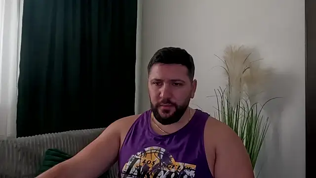 Gold Alpha Boy online show from 01/18/26, 01:03