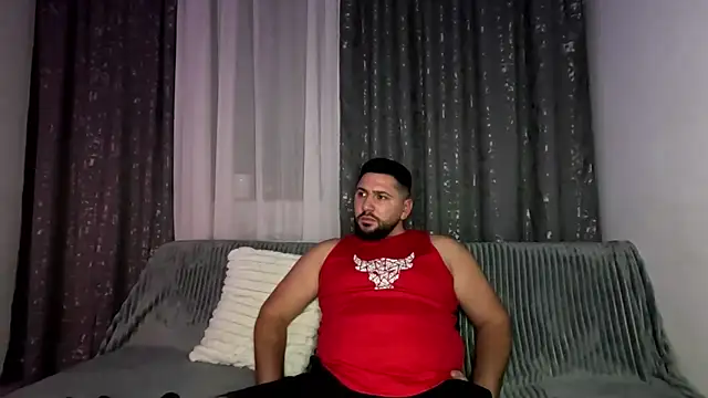 Snapshot of Gold_Alpha_Boy chatting on 11/26/25, 06:08 Gold Alpha Boy online show from 11/26/25, 06:08