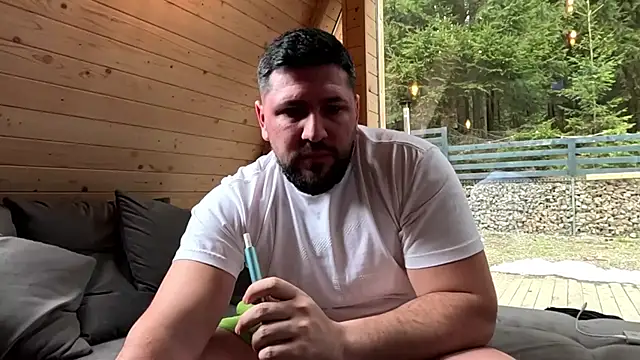 Gold Alpha Boy online show from 04/13/26, 12:20