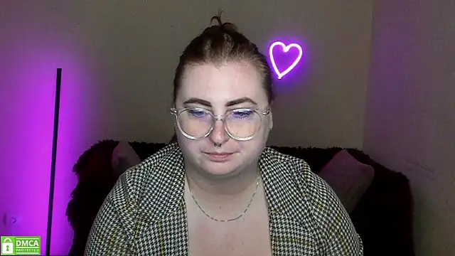 Alicia love00 online show from 09/23/25, 05:25