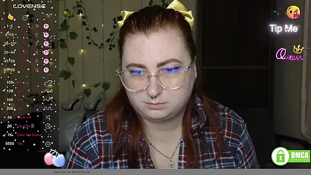 Snapshot of Alicia_love00 chatting on 03/20/26, 06:25 Alicia love00 online show from 03/20/26, 06:25